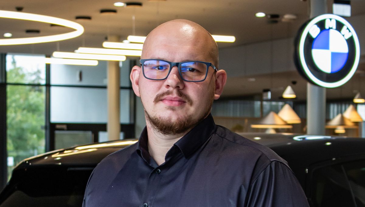 Mariusz Płóciennik Koordynator ds. Napraw Blacharsko-lakierniczych